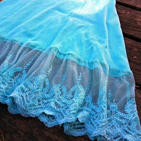 Umgee - Picture 2 of 10